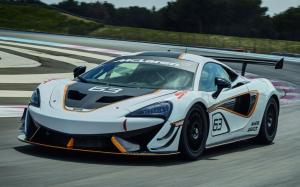 McLaren 570S Sprint 2016 года